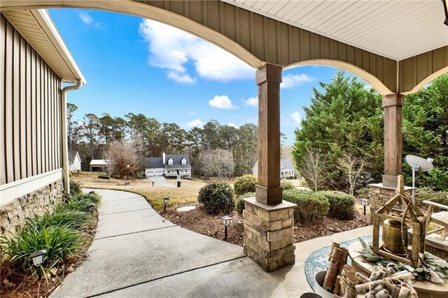 160 Levi SW Street, Calhoun, GA 30701