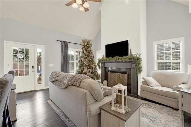 160 Levi SW Street, Calhoun, GA 30701