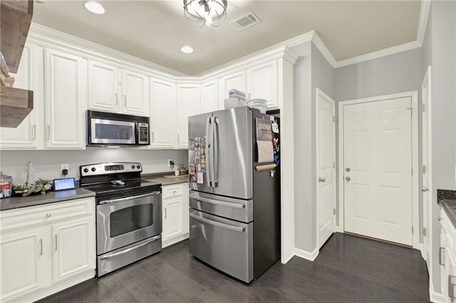 160 Levi SW Street, Calhoun, GA 30701