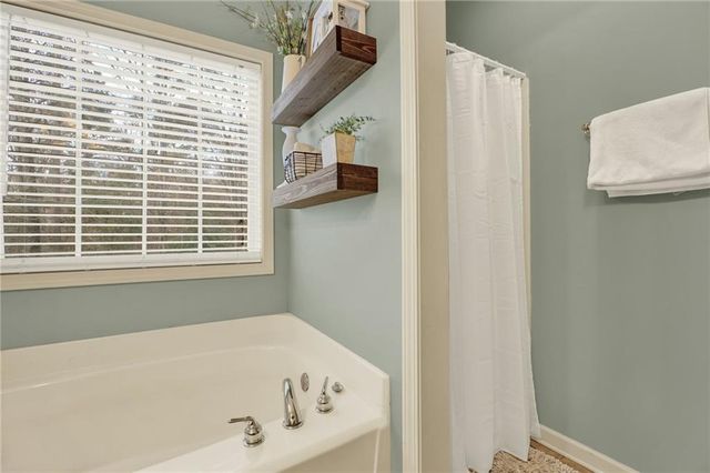 160 Levi SW Street, Calhoun, GA 30701