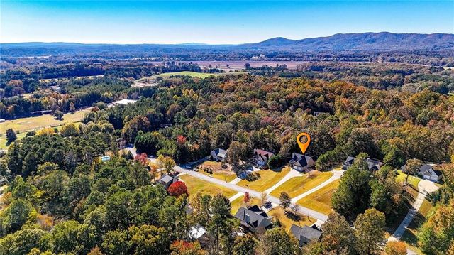 160 Levi SW Street, Calhoun, GA 30701