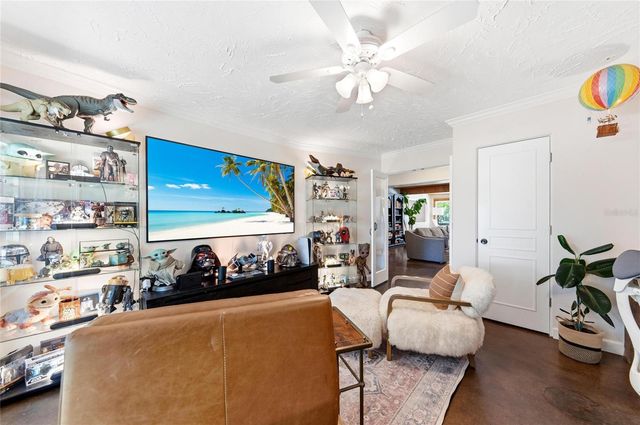 2515 49TH STREET, Sarasota, FL 34234