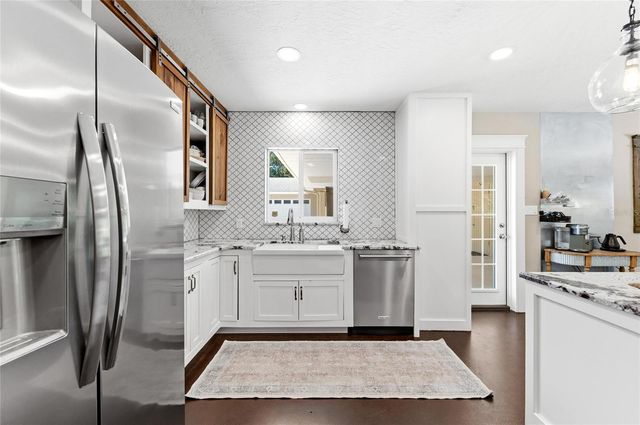 2515 49TH STREET, Sarasota, FL 34234
