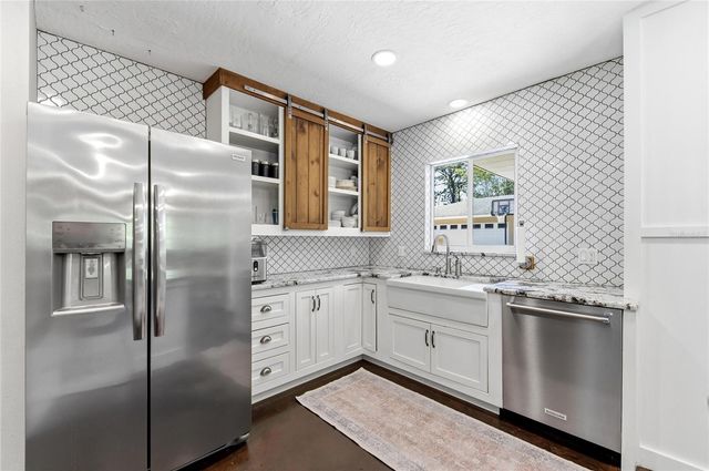 2515 49TH STREET, Sarasota, FL 34234