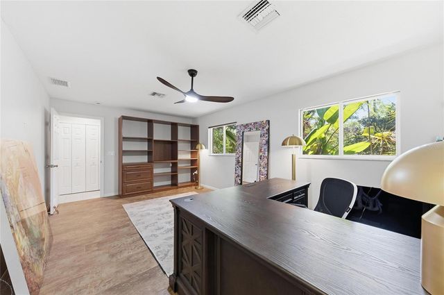 2515 49TH STREET, Sarasota, FL 34234