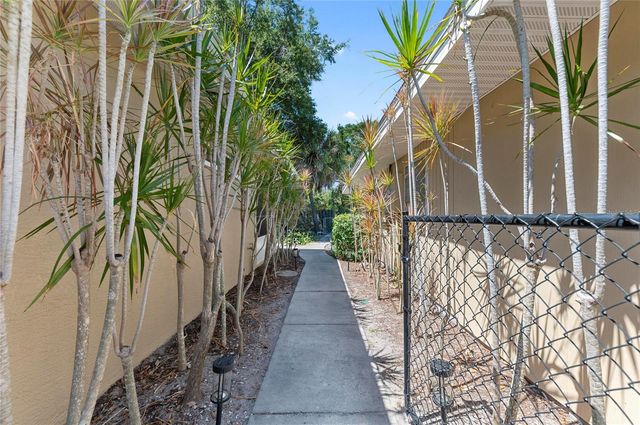 2515 49TH STREET, Sarasota, FL 34234