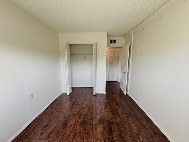 1127 Lake Terry Drive J, West Palm Beach, FL 33411