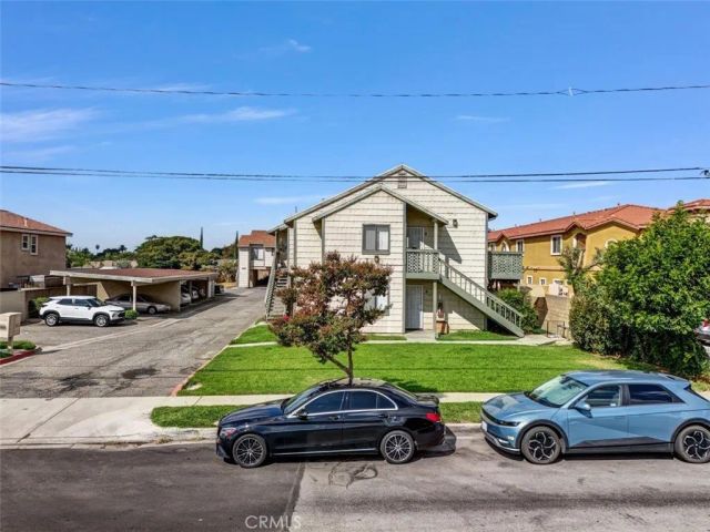 8582 Tamarind, Fontana, CA 92335