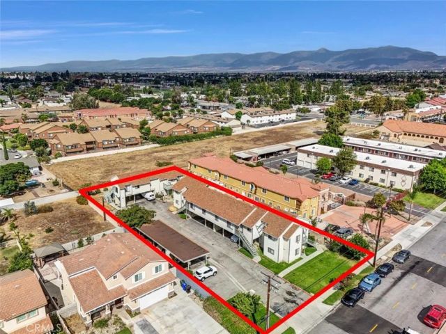 8582 Tamarind, Fontana, CA 92335