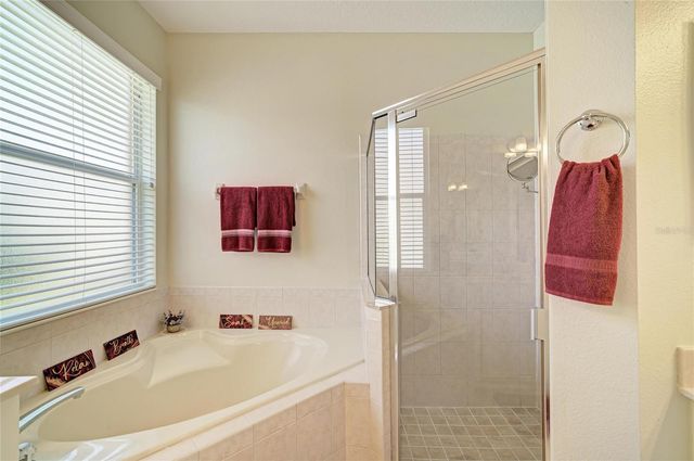 1401 PINYON PINE DRIVE, Sarasota, FL 34240