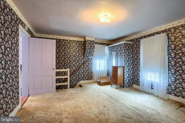 204 S MARKET ST, Liverpool, PA 17045