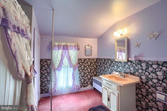 204 S MARKET ST, Liverpool, PA 17045