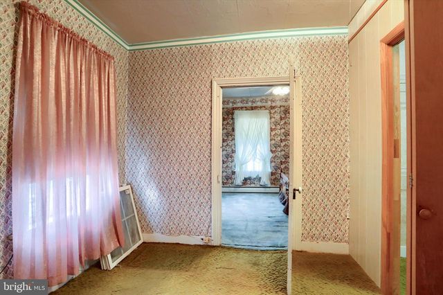 204 S MARKET ST, Liverpool, PA 17045