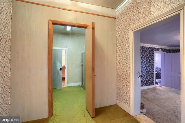 204 S MARKET ST, Liverpool, PA 17045