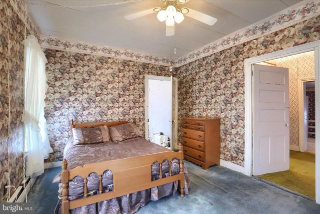 204 S MARKET ST, Liverpool, PA 17045