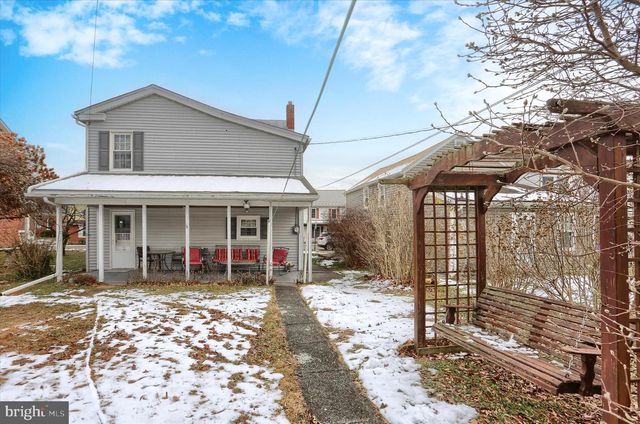 204 S MARKET ST, Liverpool, PA 17045