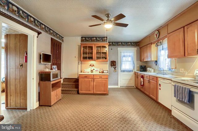 204 S MARKET ST, Liverpool, PA 17045