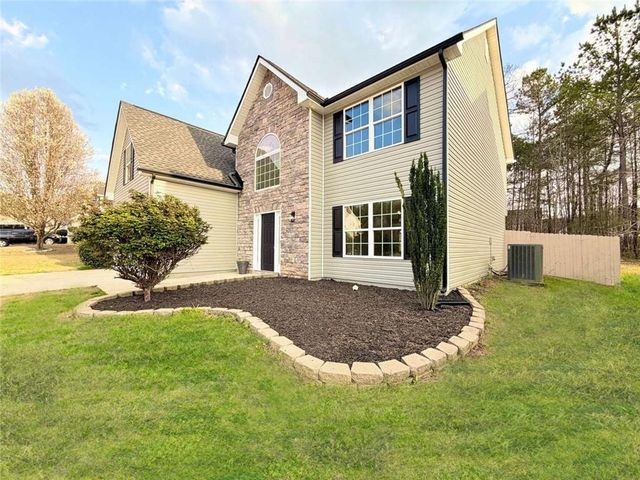 227 Millstone Drive, Hampton, GA 30228