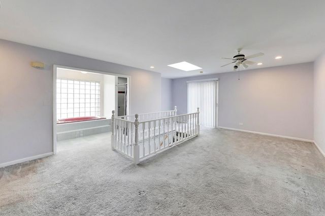6040 N Niagara Avenue, Chicago, IL 60631