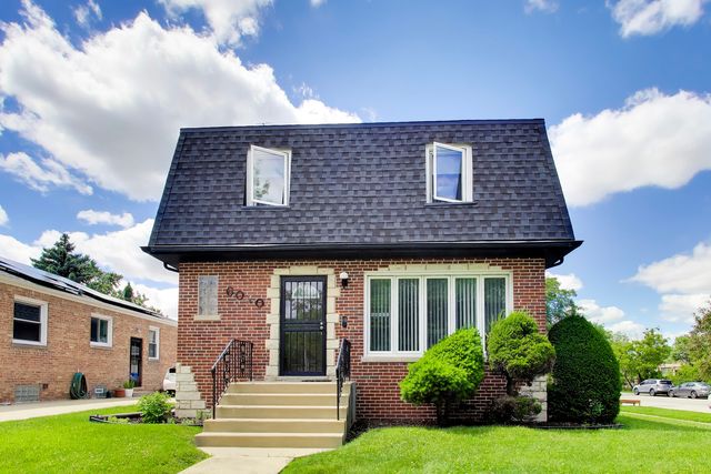 6040 N Niagara Avenue, Chicago, IL 60631