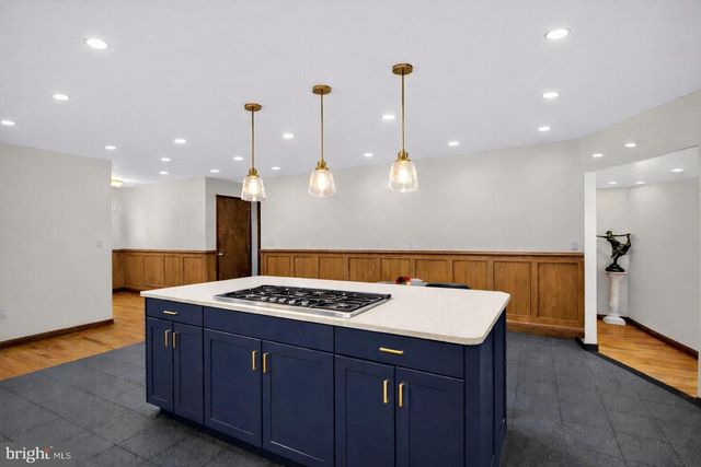 16 BENEDEK RD, Princeton, NJ 08540