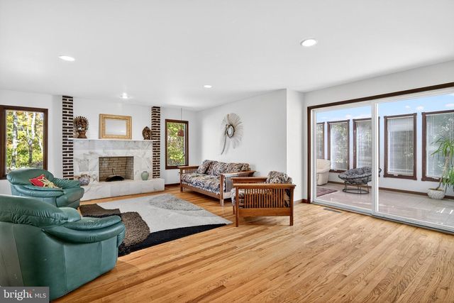 16 BENEDEK RD, Princeton, NJ 08540