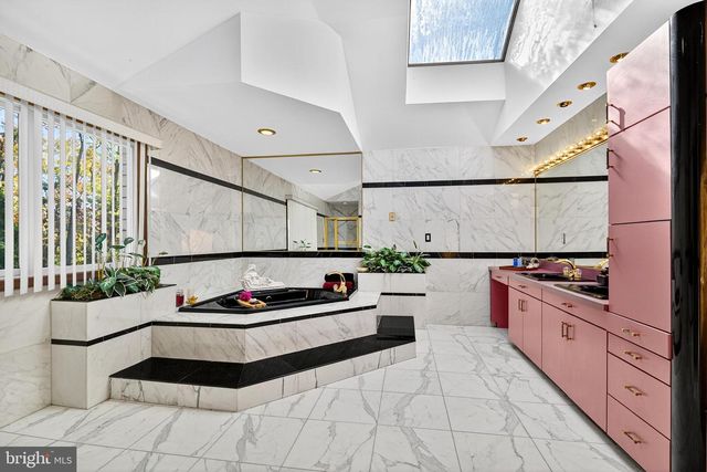 16 BENEDEK RD, Princeton, NJ 08540