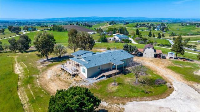 1876 Rancho Lomas Way, San Miguel, CA 93451