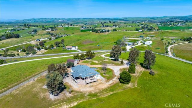 1876 Rancho Lomas Way, San Miguel, CA 93451