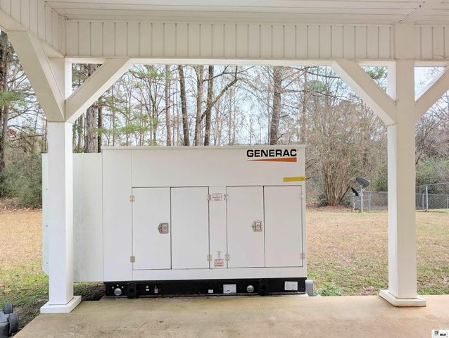 163 L E PHILLIPS ROAD, Eros, LA 71238