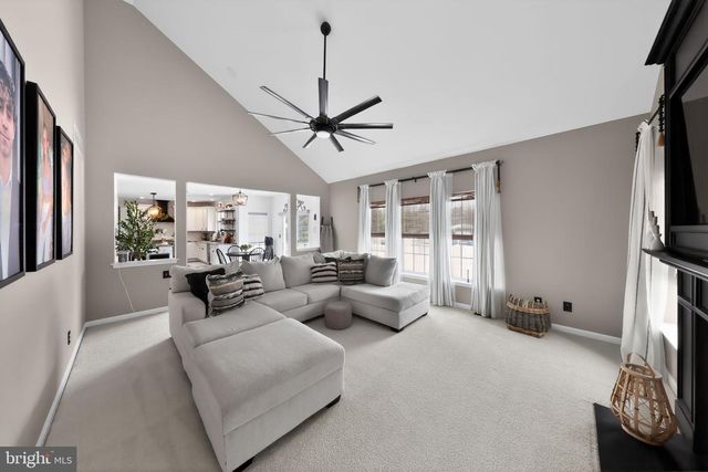 106 COVENTRY LN, Swedesboro, NJ 08085