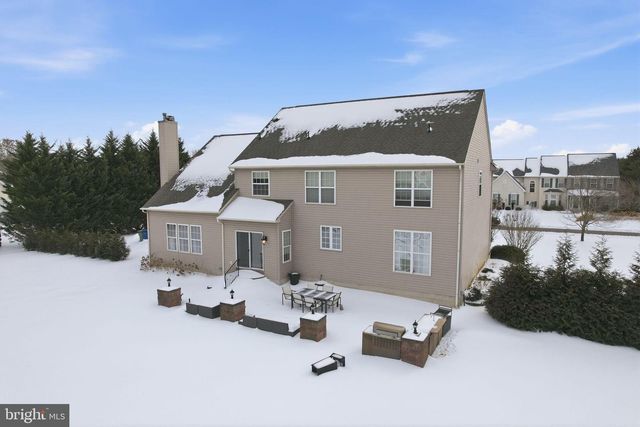 106 COVENTRY LN, Swedesboro, NJ 08085