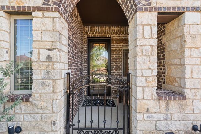 1037 Canterbury Lane, Forney, TX 75126