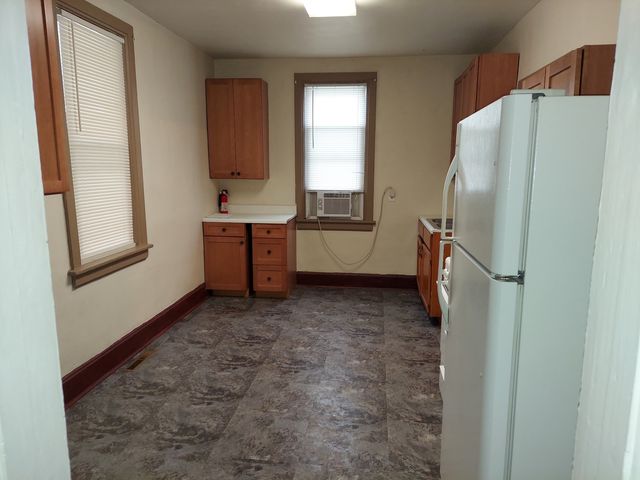 718 W Jackson Street, Ottawa, IL 61350