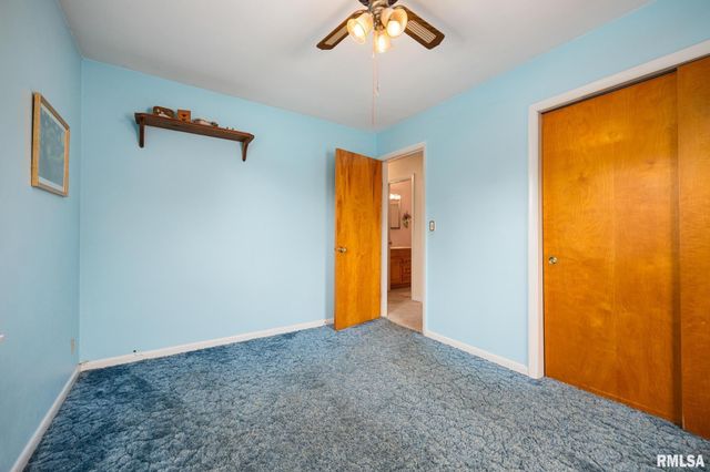 2706 W HUNTINGTON Drive, Peoria, IL 61614