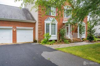 8 McBride Way, Bridgewater, NJ 08807