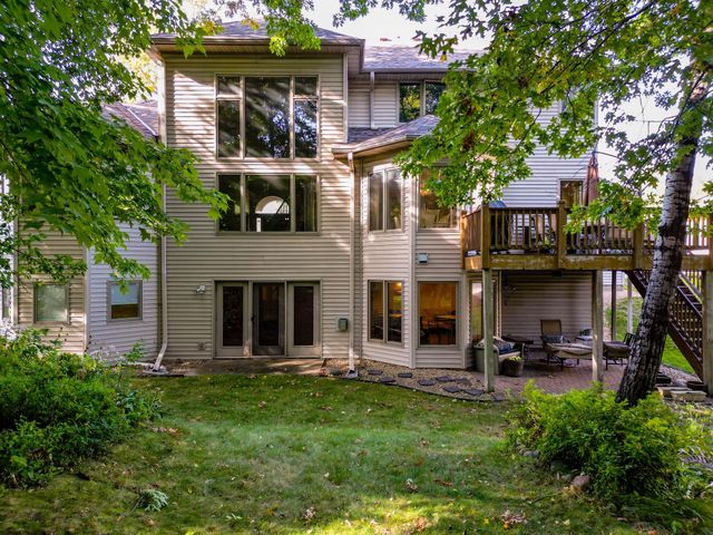 10725 55th Ave N, Plymouth, MN 55442