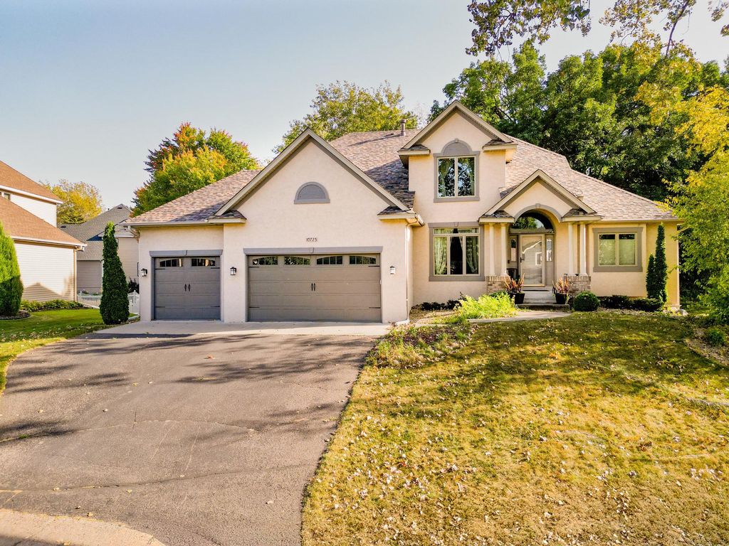 10725 55th Ave N, Plymouth, MN 55442