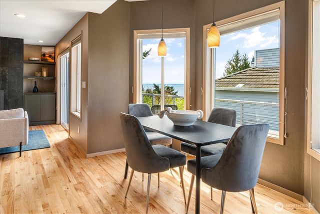 20409 25th Avenue NW, Shoreline, WA 98177