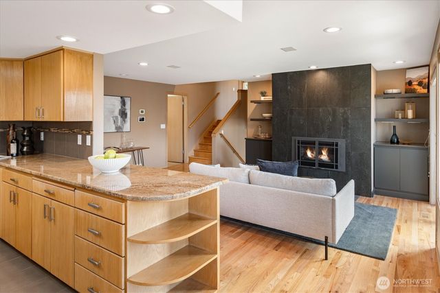 20409 25th Avenue NW, Shoreline, WA 98177