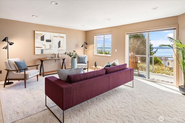 20409 25th Avenue NW, Shoreline, WA 98177