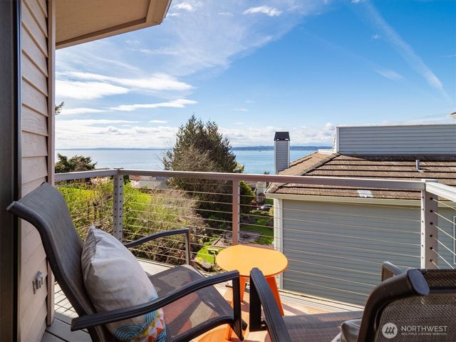 20409 25th Avenue NW, Shoreline, WA 98177