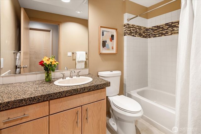 20409 25th Avenue NW, Shoreline, WA 98177