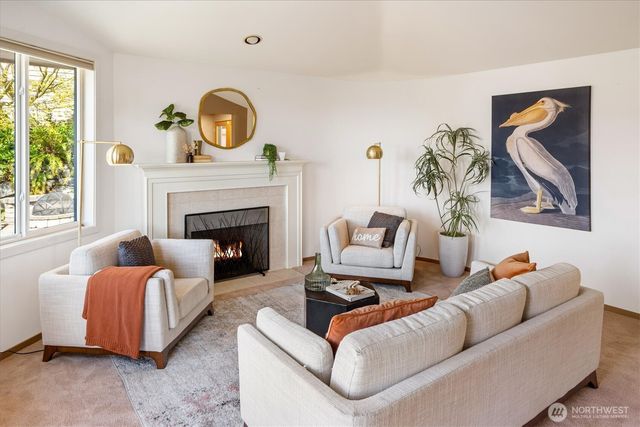 20409 25th Avenue NW, Shoreline, WA 98177