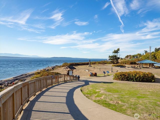 20409 25th Avenue NW, Shoreline, WA 98177