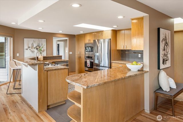 20409 25th Avenue NW, Shoreline, WA 98177