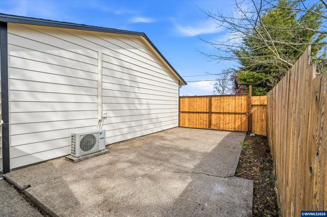 308 S 24th Av, Philomath, OR 97370