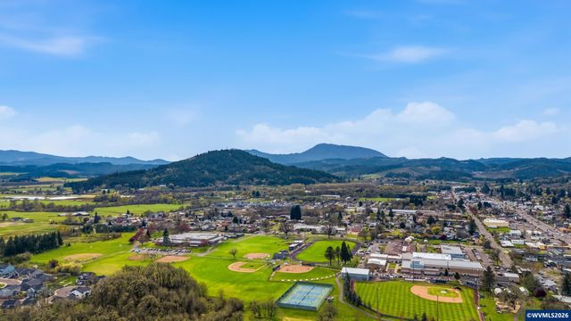 308 S 24th Av, Philomath, OR 97370