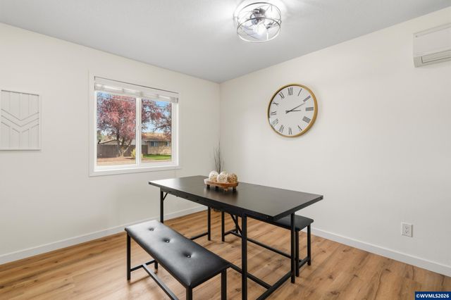 308 S 24th Av, Philomath, OR 97370