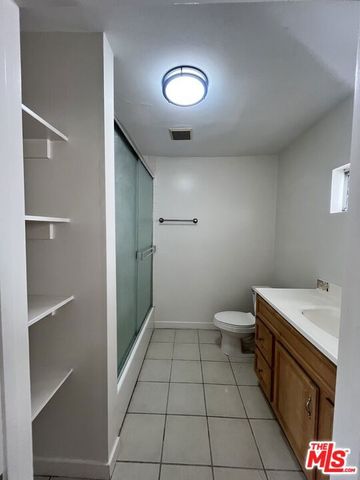 1132 S Oxford Avenue, Los Angeles, CA 90006